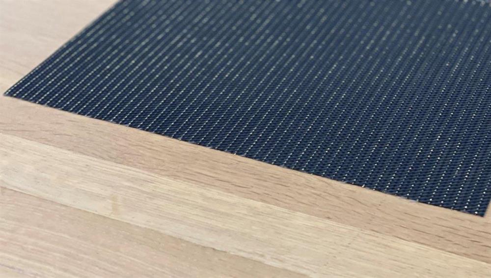 Tischset Diamond
schwarz gold 45x30cm
beidseitig verwendbar