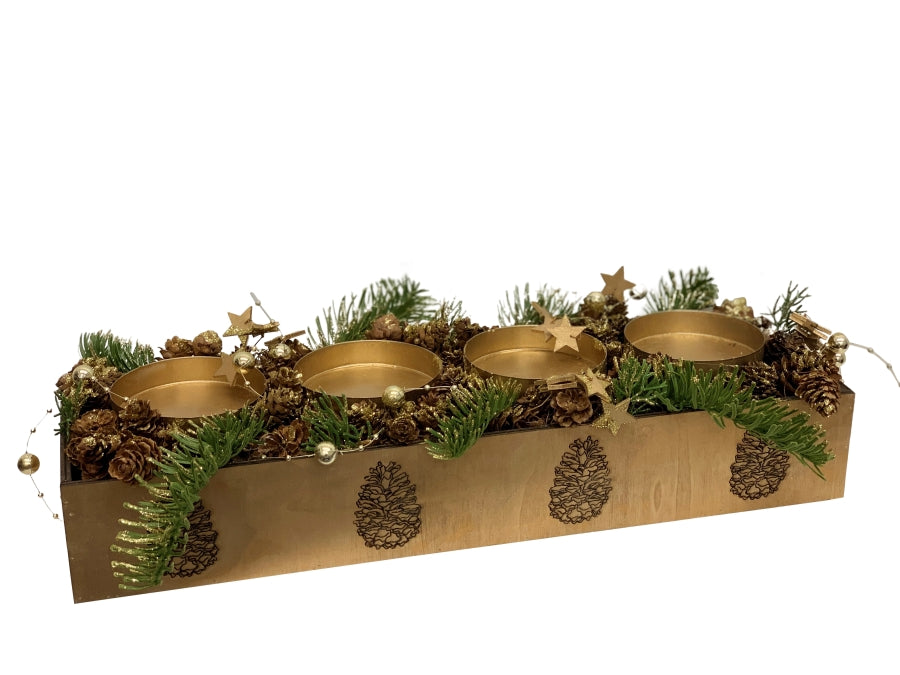 Composizione dell'Avvento in legno
con 4 portacandele
Colore oro
L: 42 cm L: 13 cm A: 9 cm