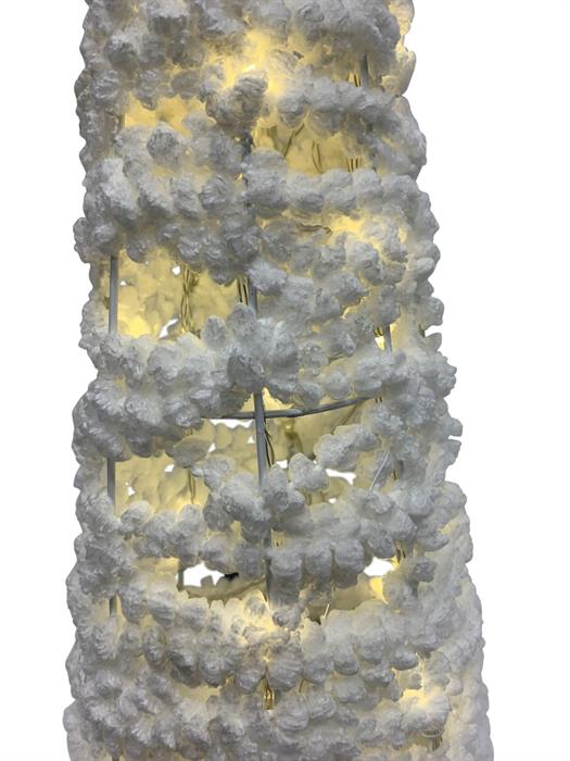 LED Baum aus Metall
mit 20 LED mit Watte beflockt
Farbe: Weiss
D:15cm H:60cm