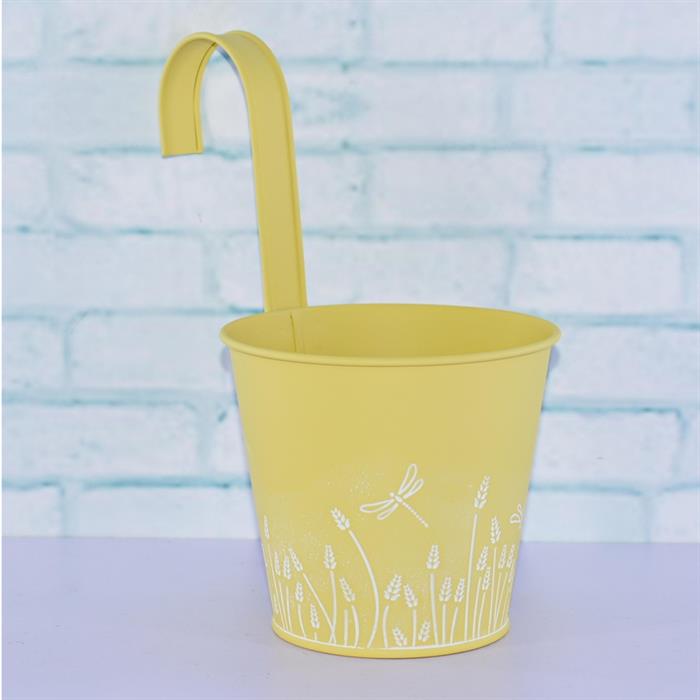 Übertopf aus Metall mit Haken
Farbe: Gelb
H:12cm D:14cm