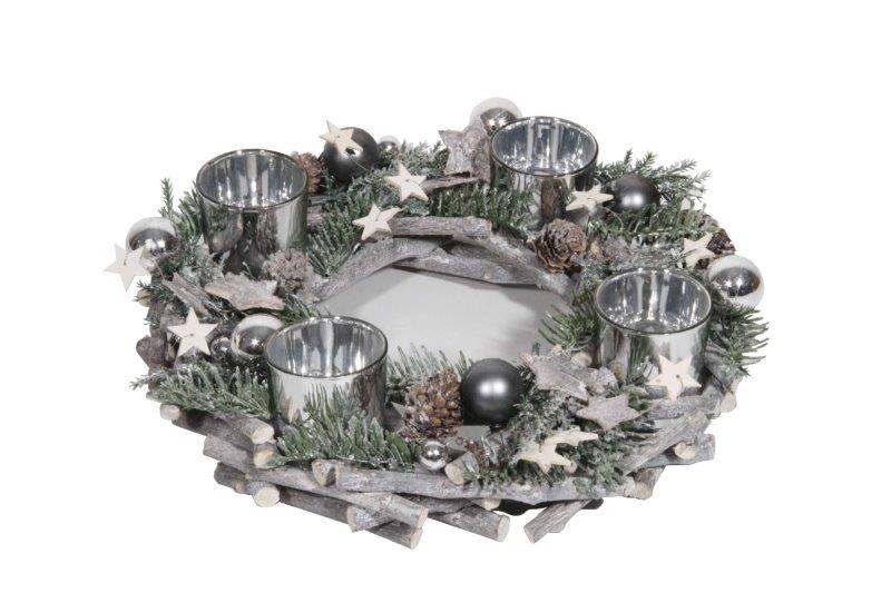 Weihnachtskranz dekoriert aus Holz White Wash D:30cm mit 4 Gläsern in Silber