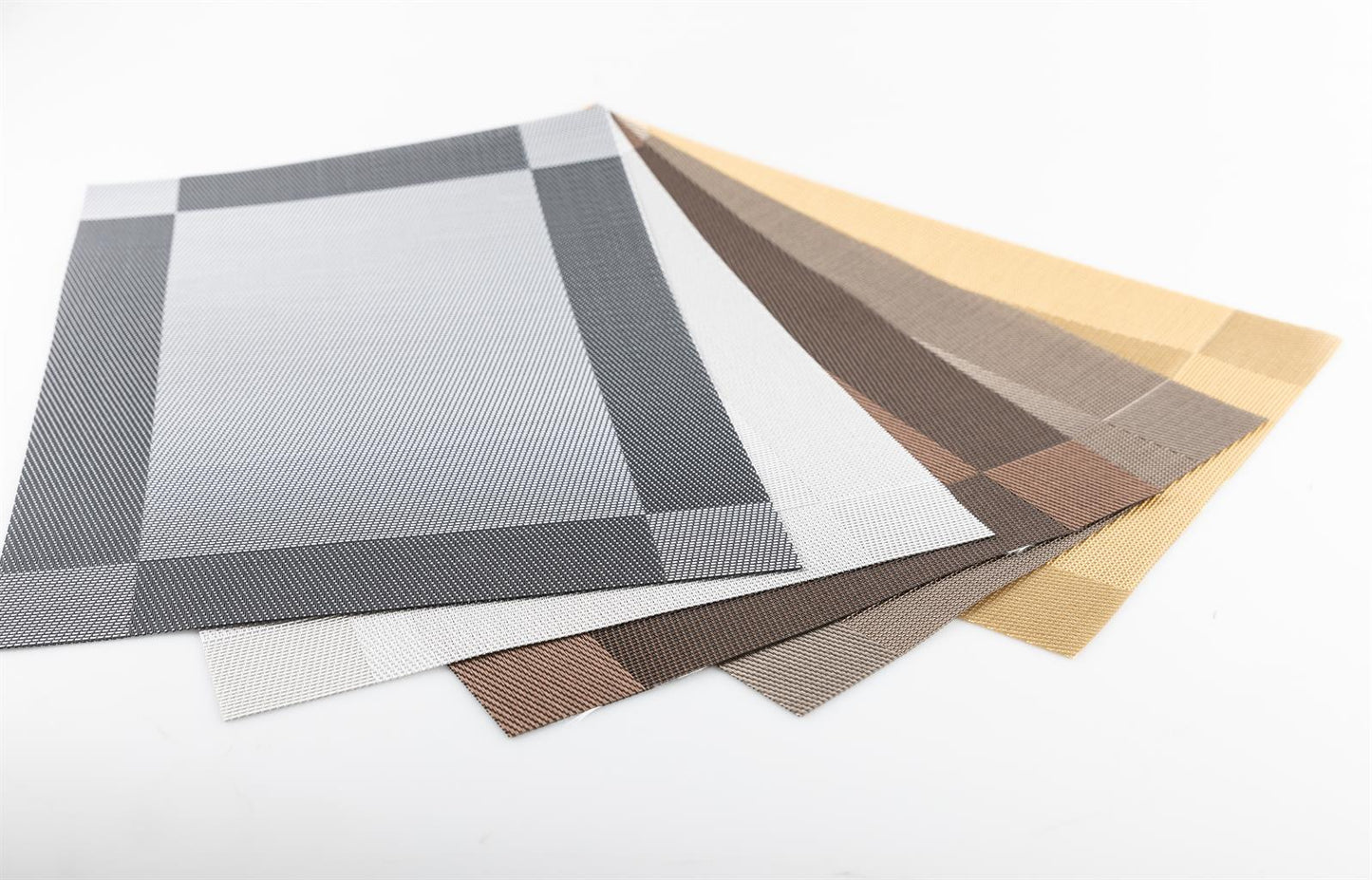 Tischset gold - dunkelgold
45x30cm
beidseitig verwendbar