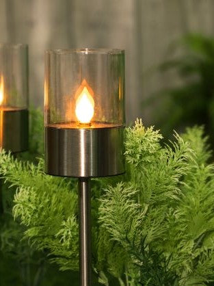 LED Solar Leuchte mit Kerzenflackern
aus Edelstahl
mit 1 LED