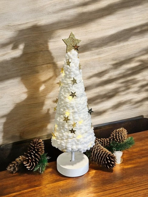 LED Tannenbaum in weiss mit goldigen Sternen und 30LED Microlight warm weisses Licht