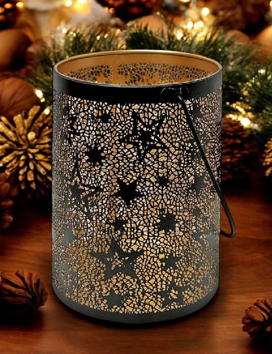 Windlicht schwarz aus Metall mit Sternen Design und Henkel