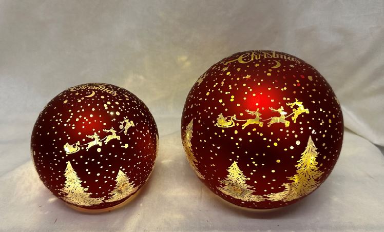 LED Glas Kugel rot mit 10 LED D:12cm Motiv: Hirsch im Wald