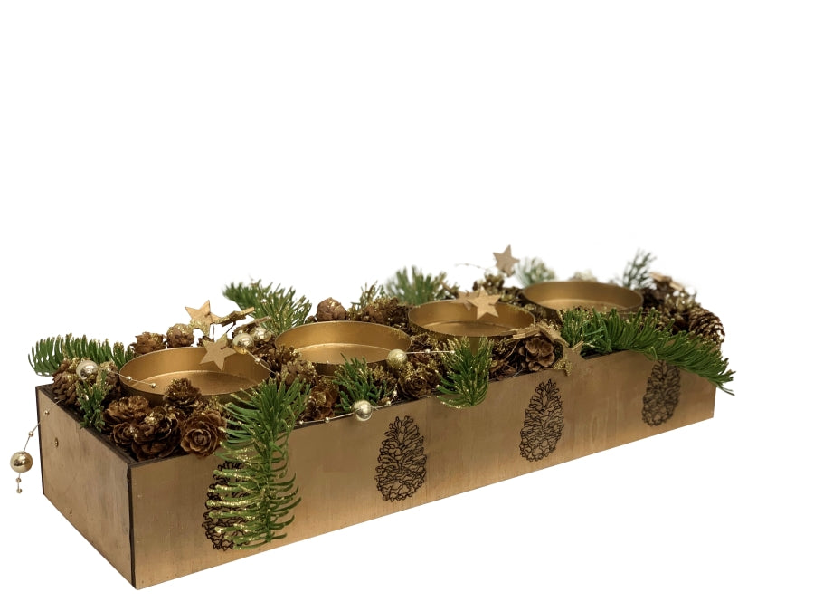 Composizione dell'Avvento in legno
con 4 portacandele
Colore oro
L: 42 cm L: 13 cm A: 9 cm
