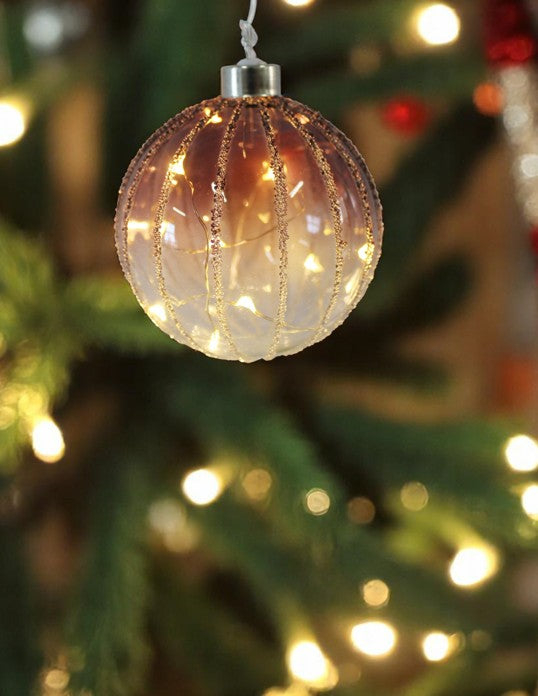 LED Glas Kugel Ornament D:10cm
mit 10 LED