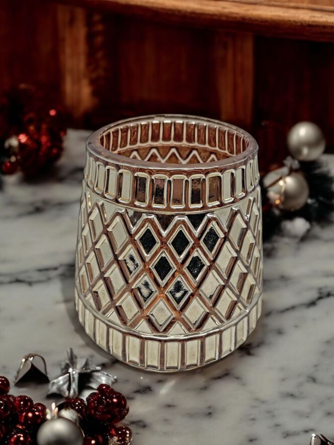 Windlicht aus Glas 
Orientalisches Design
Farbe: Kupfer 
D:13cm H:15cm