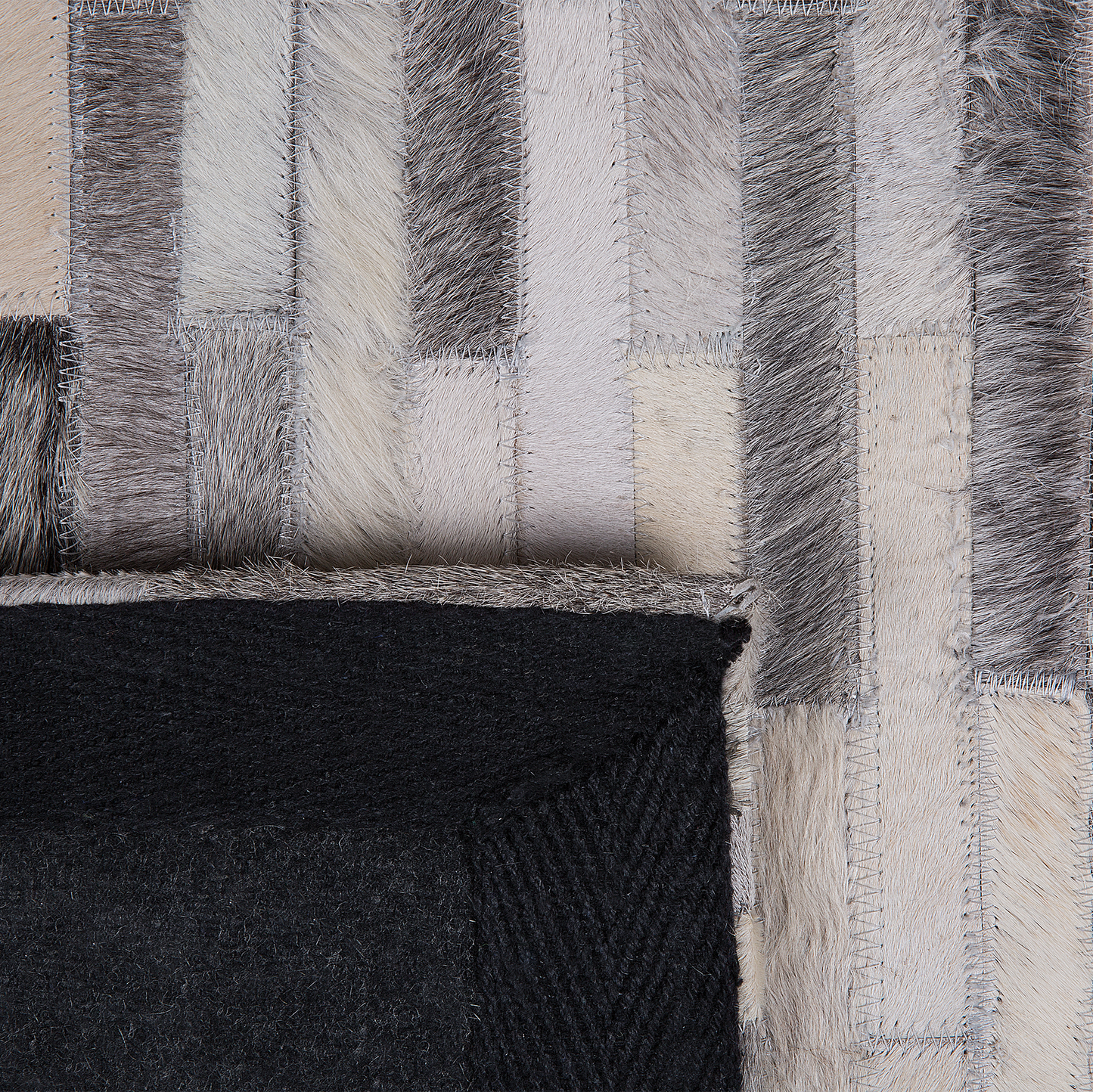 Teppich Kuhfell grau 140 x 200 cm Patchwork Kurzflor AHILLI