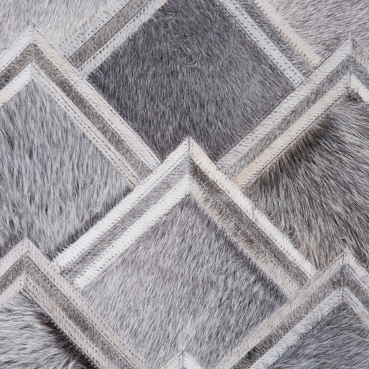 Teppich Kuhfell grau 140 x 200 cm geometrisches Muster Kurzflor AGACLI