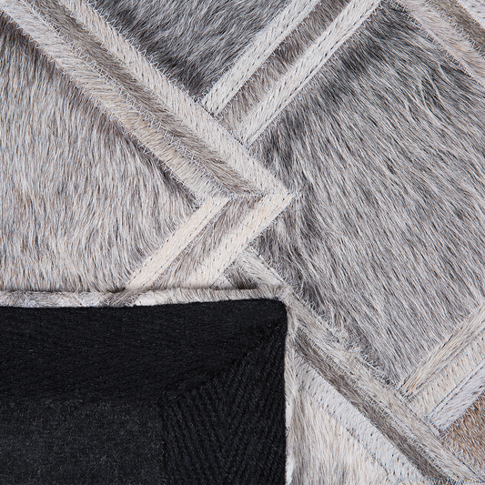 Teppich Kuhfell grau 140 x 200 cm geometrisches Muster Kurzflor AGACLI
