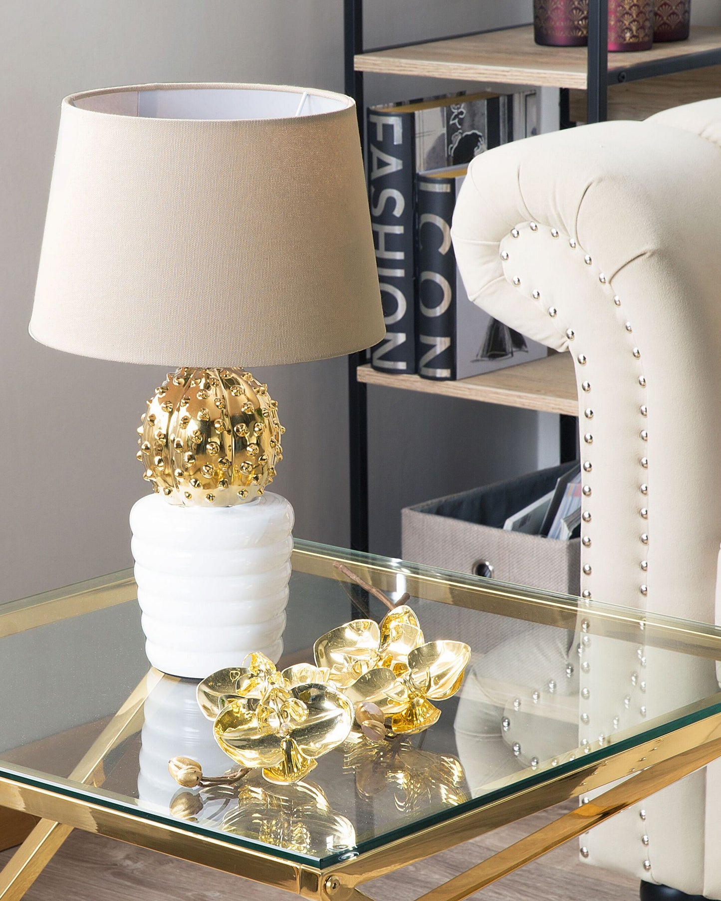 Tischlampe gold / weiss 43 cm Kegelform VELISE