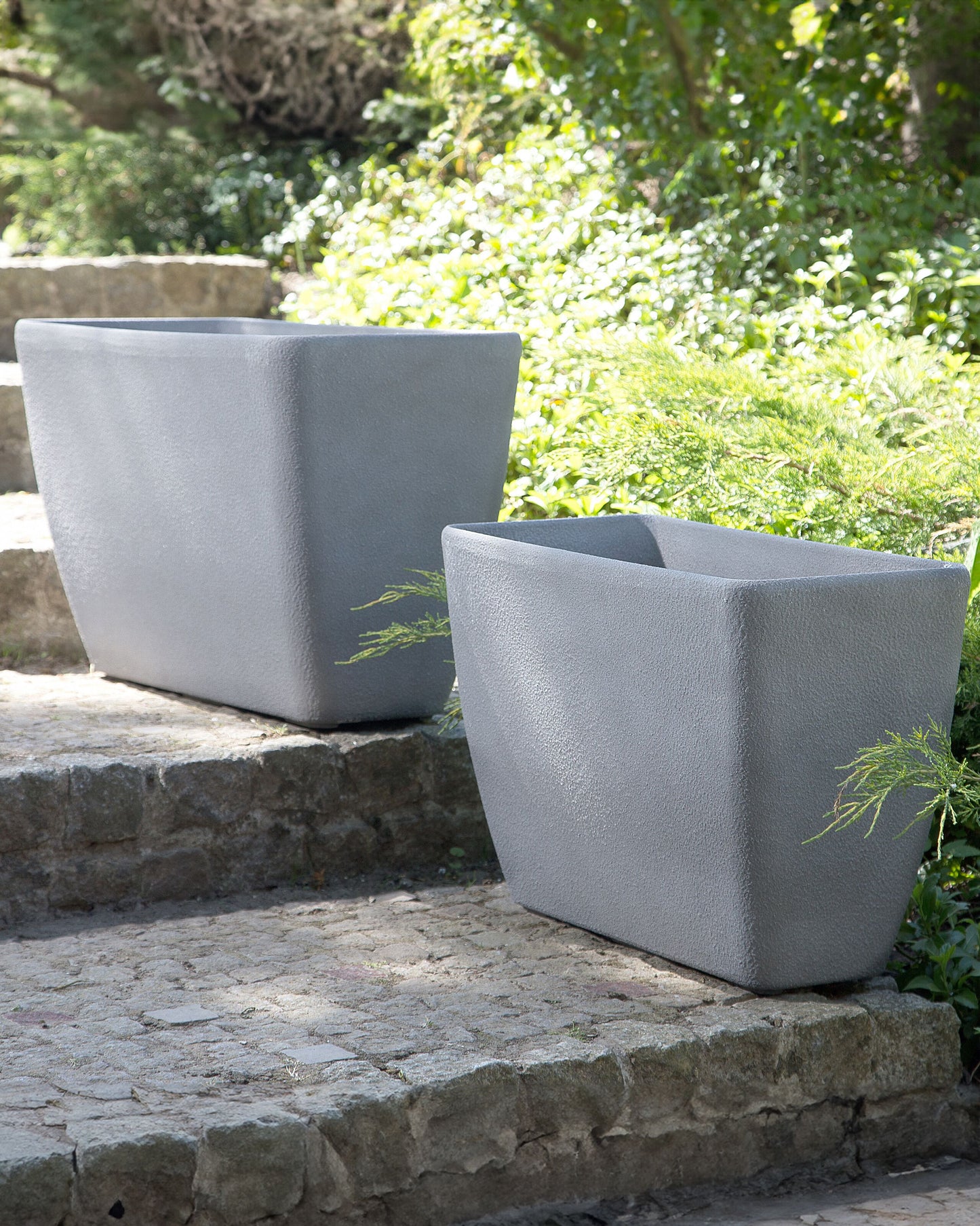 Set mit 2 Blumentöpfen BARIS Stein 74 cm Grau