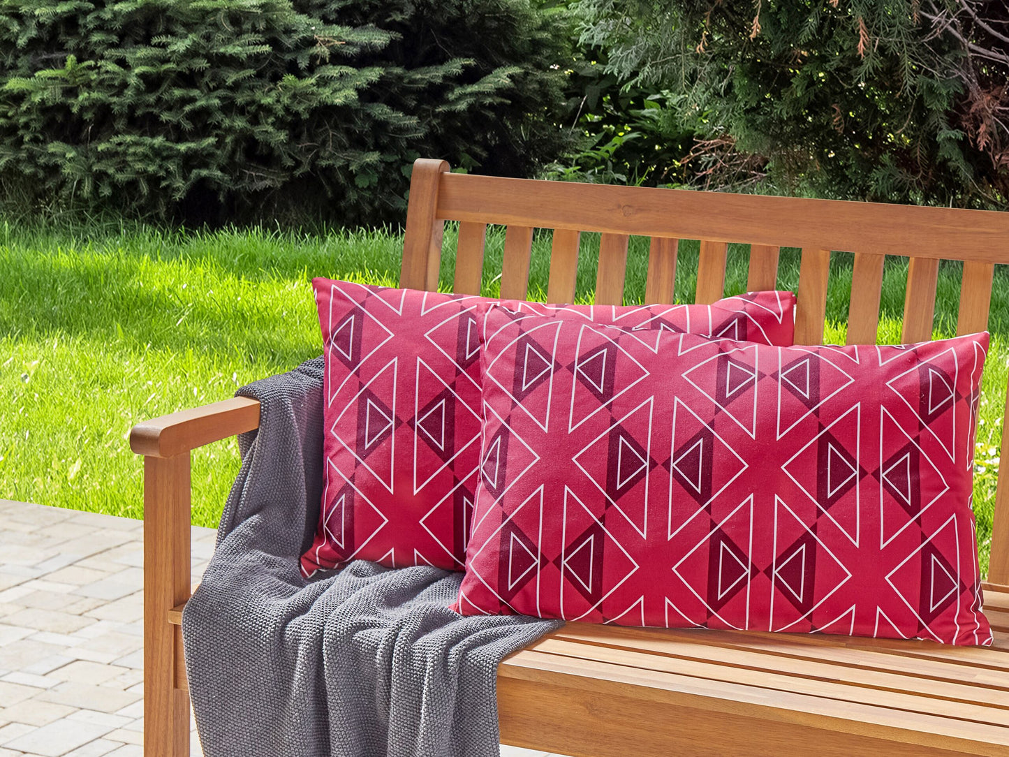 Gartenkissen 2er Set MEZZANO Geometrisches Muster 40 x 60 cm Fuchsia
