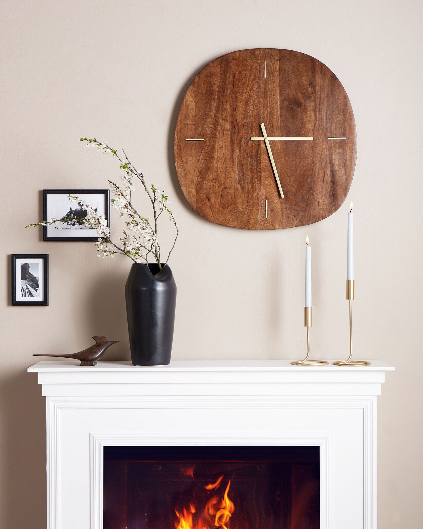 Wanduhr TAPTI 60 cm Holz Dunkelbraun