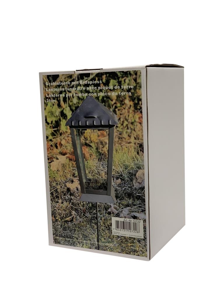 Lanterne funéraire 25 cm avec piquet
 La couleur noire
 L:14 cm l:14 cm H:25 cm