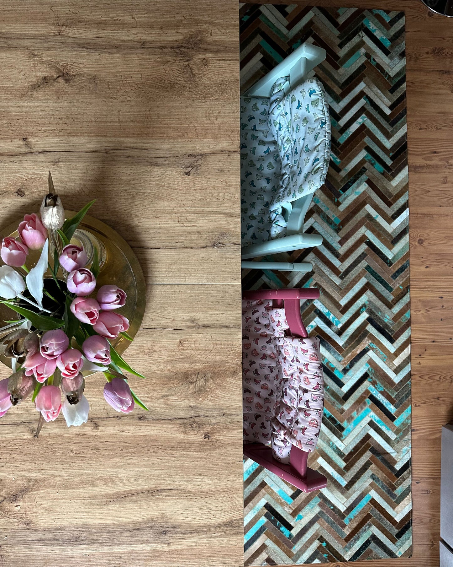 Teppich Kuhfell braun-beige-blau 160 x 230 cm Patchwork Kurzflor AMASYA