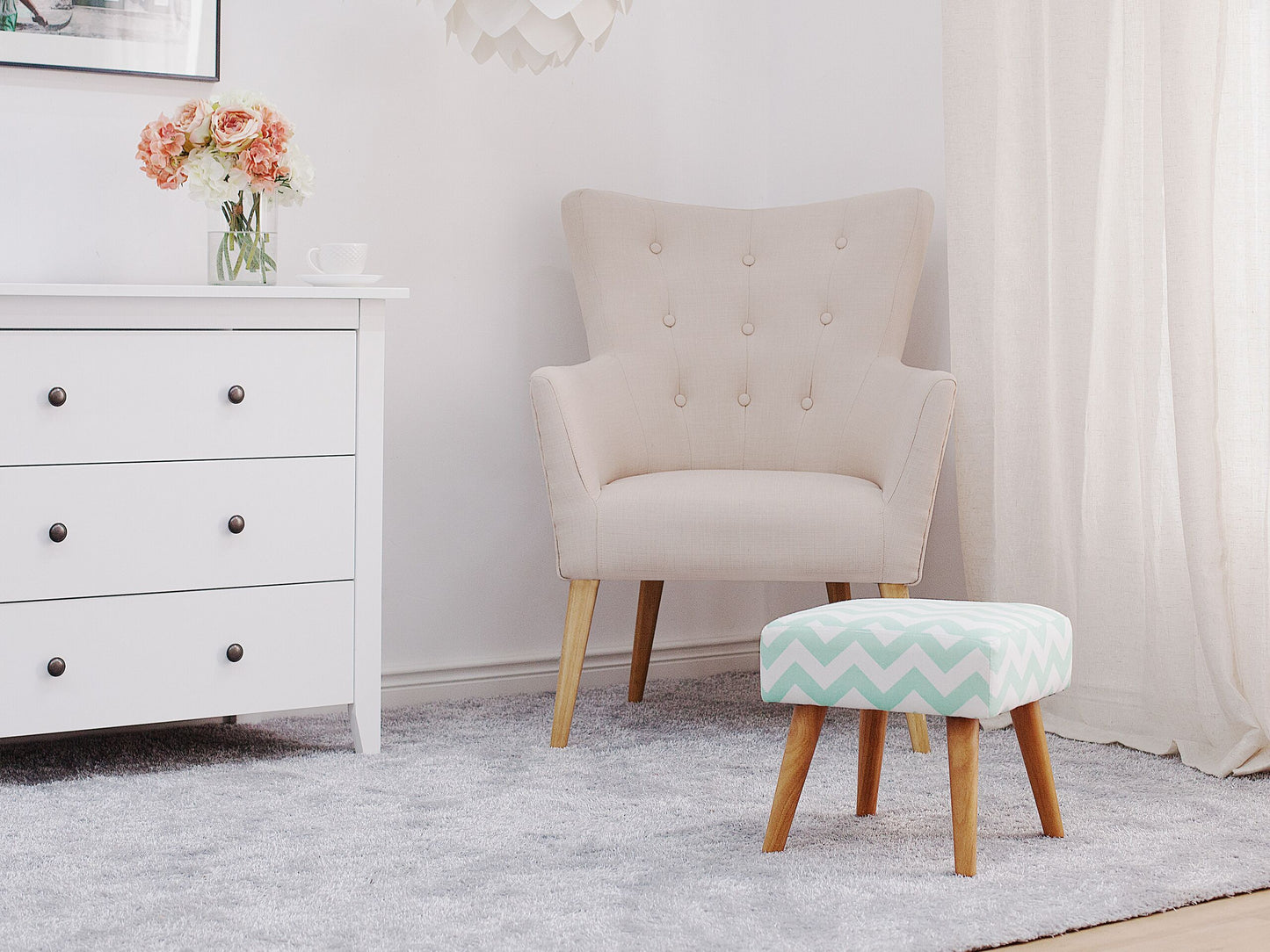 Hocker Polsterbezug / Gummibaumholz mintgrün OSAGE