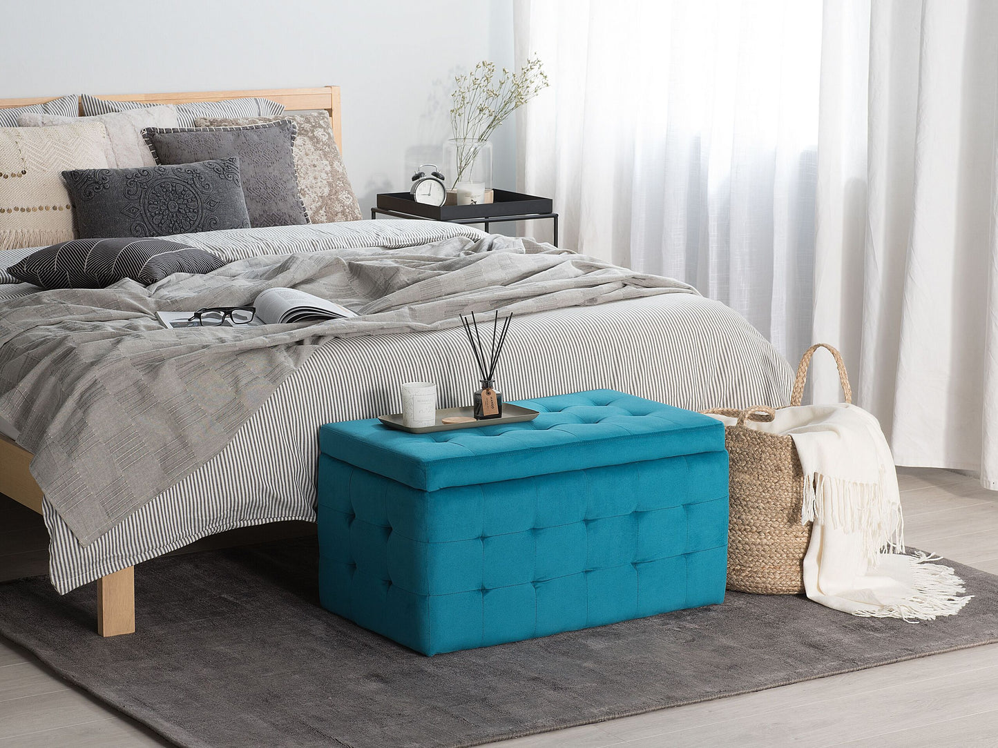 Aufbewahrungshocker MICHIGAN Samtstoff 72 cm 42 cm Seeblau