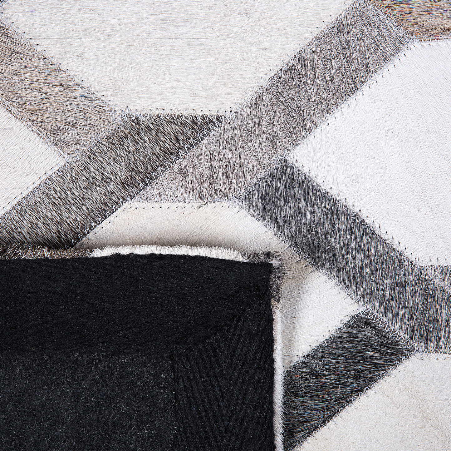 Teppich Kuhfell grau 140 x 200 cm Patchwork Kurzflor AYDIN