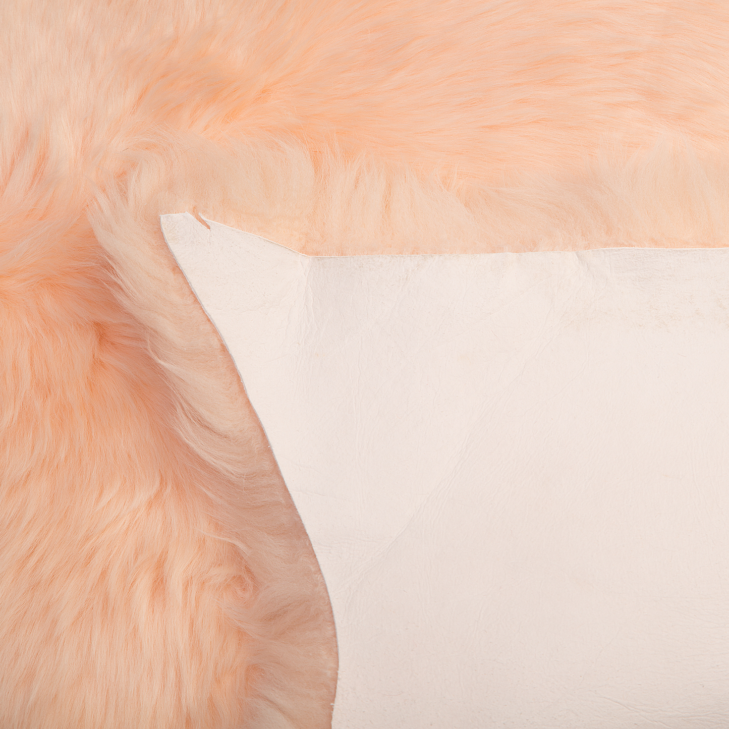 Schaffell-Teppich pfirsichrosa 100-110 cm Langhaar ULURU