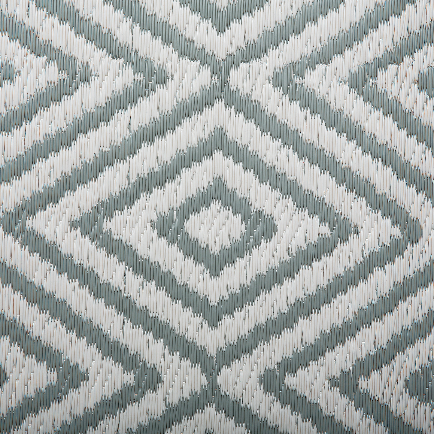 Outdoor Teppich hellgrün 90 x 150 cm geometrisches Muster Kurzflor SIKAR