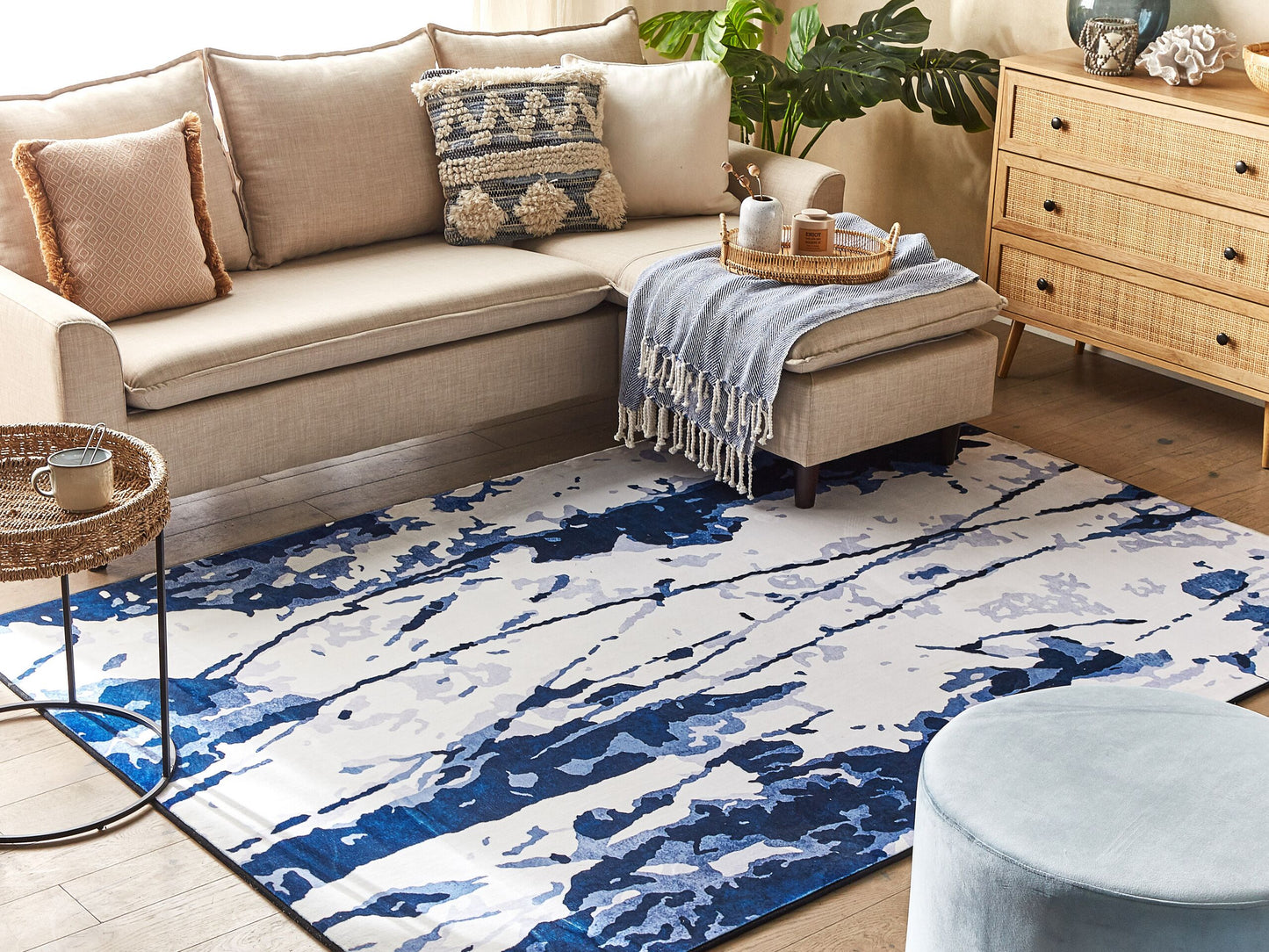 Teppich weiss / blau 160 x 230 cm Kurzflor IZMIT