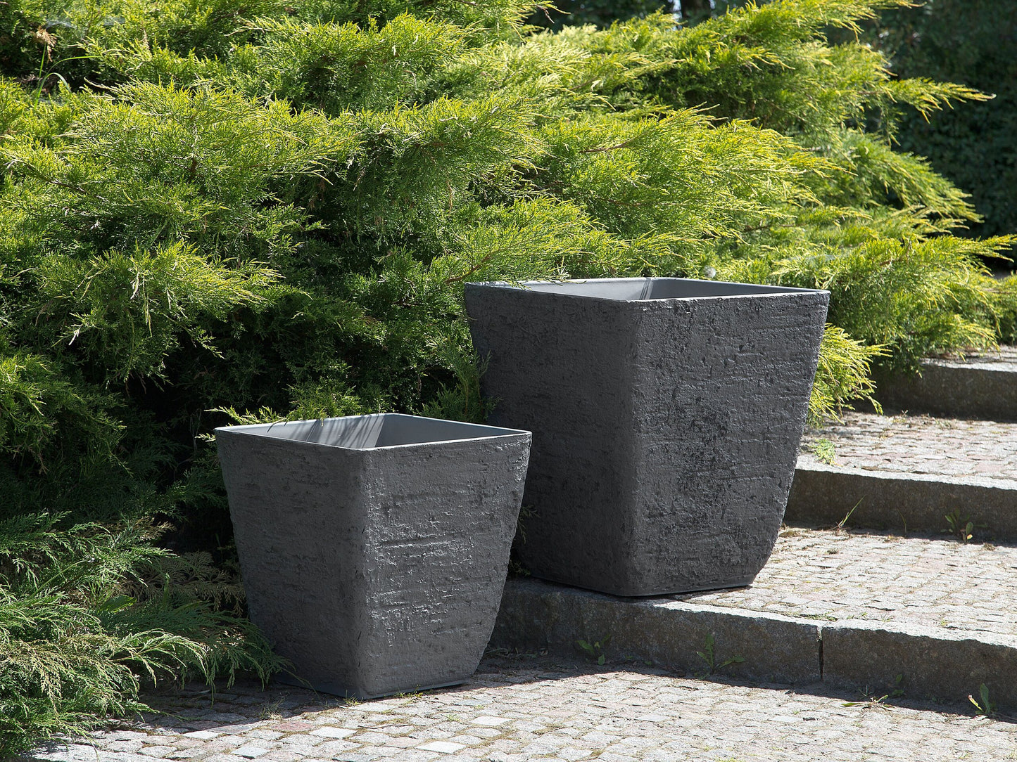 Blumentopf dunkelgrau quadratisch 39 x 39 x 43 cm DELOS