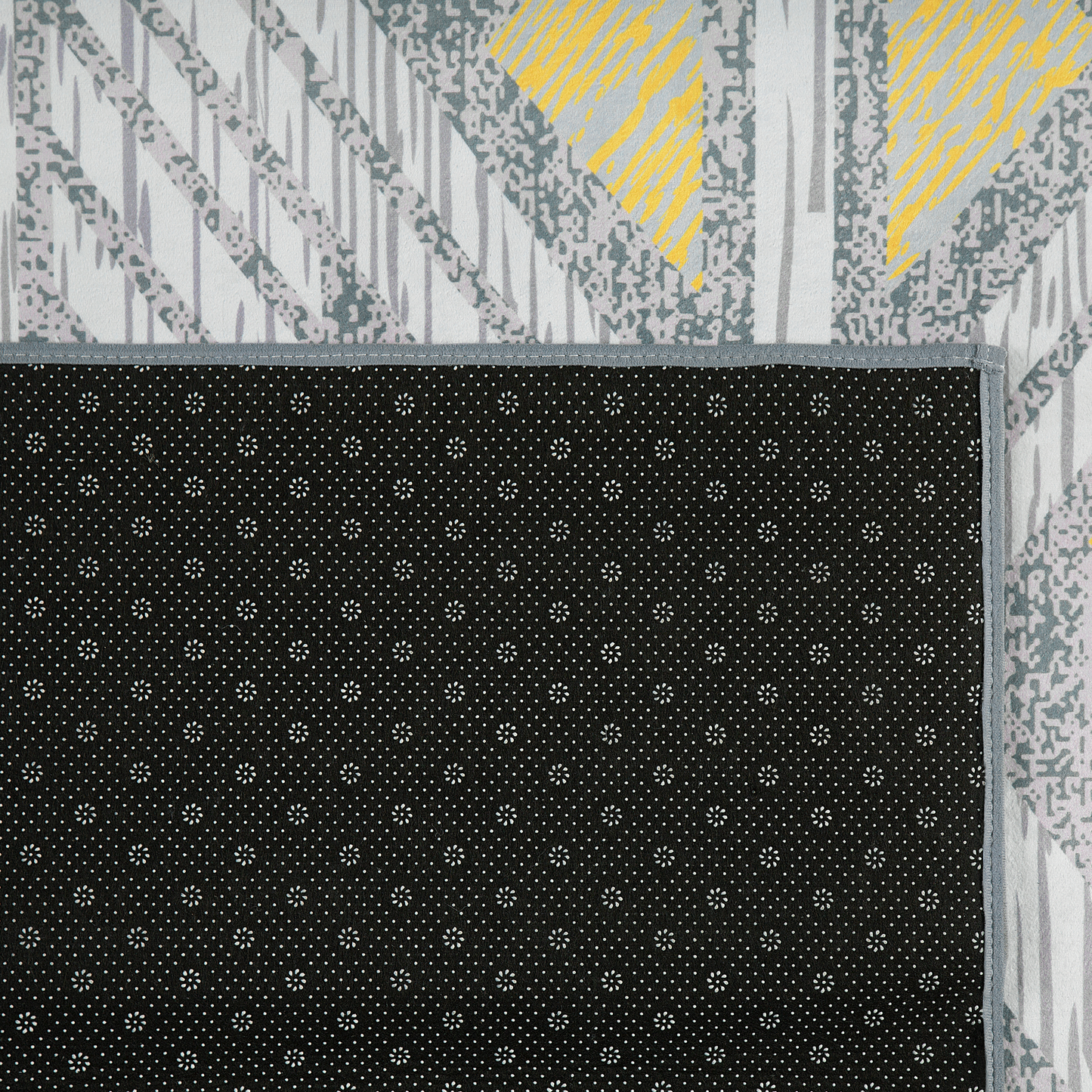 Teppich grau-gelb 160 x 230 cm geometrisches Muster Kurzflor KARGI