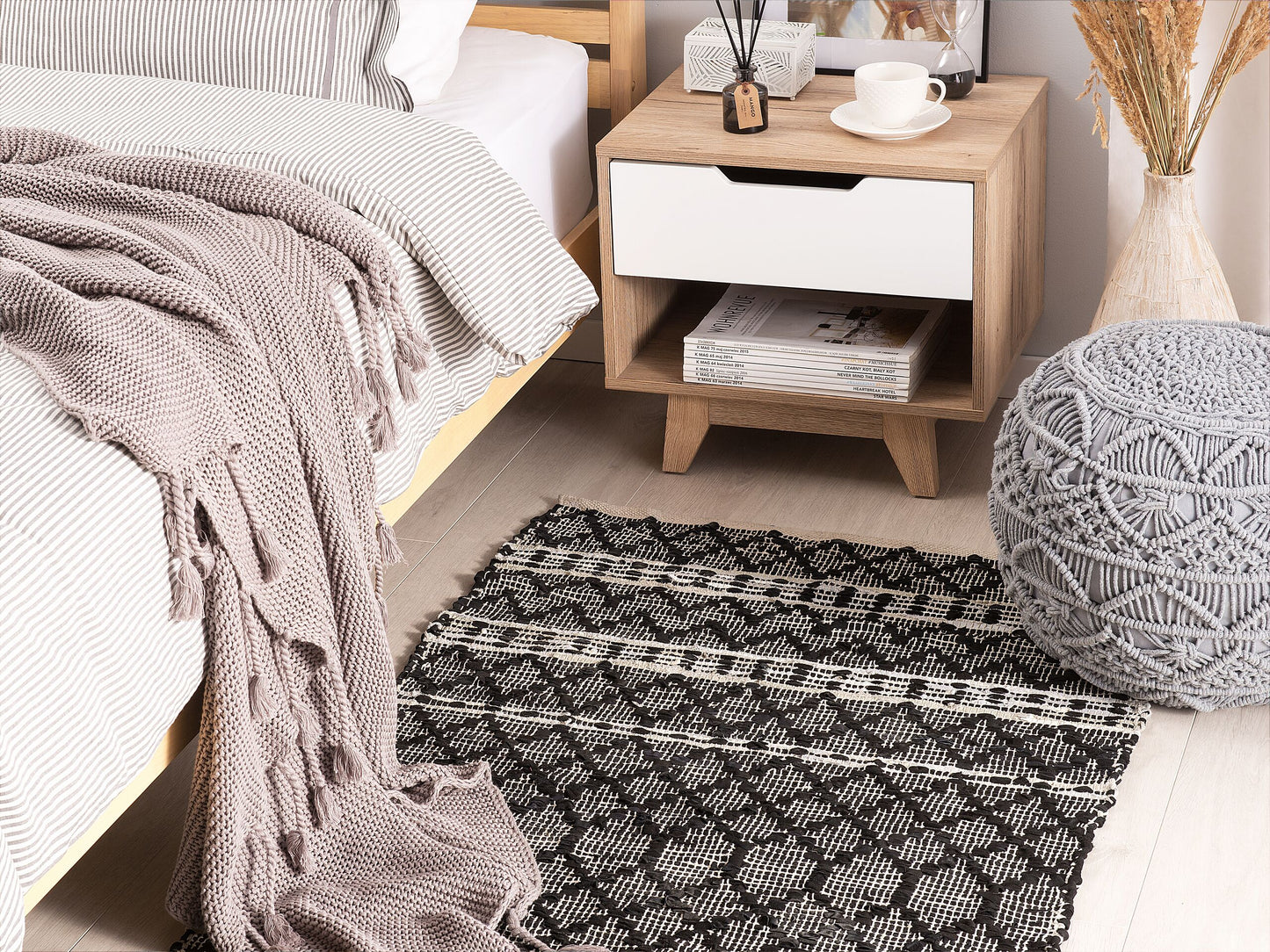 Teppich Leder schwarz / beige 80 x 150 cm Kurzflor FEHIMLI