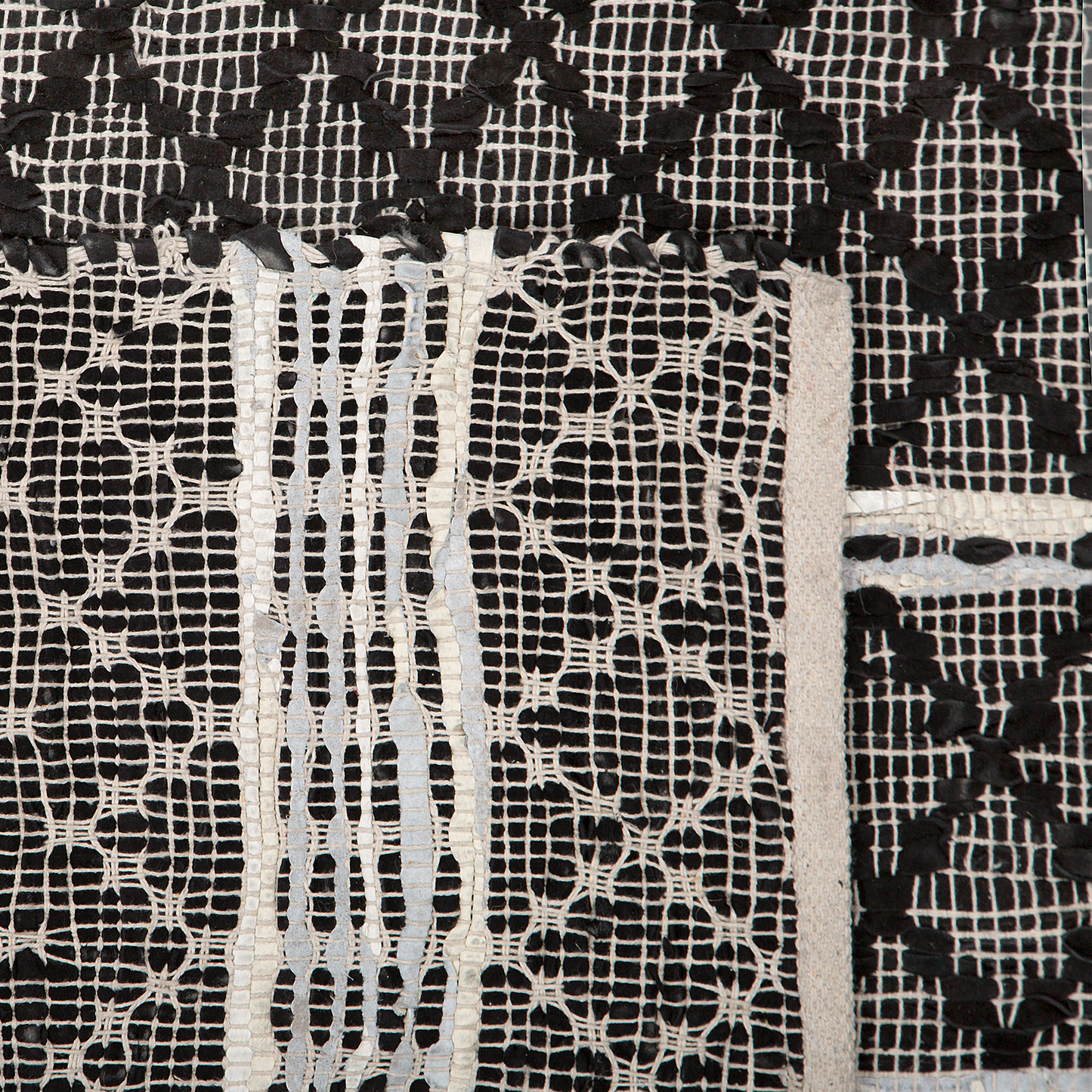 Teppich Leder schwarz / beige 140 x 200 cm Kurzflor FEHIMLI
