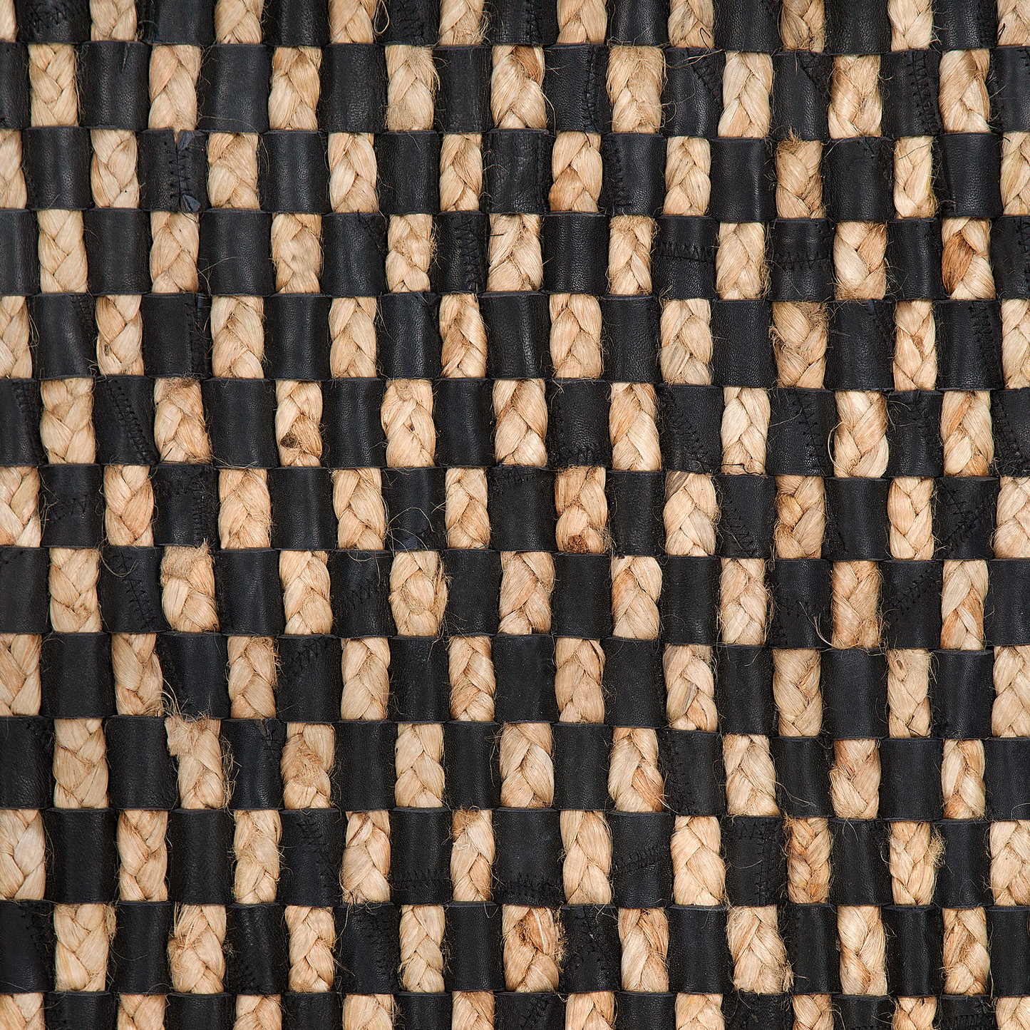 Teppich Leder schwarz / beige 140 x 200 cm kariertes Muster Kurzflor GERCE II