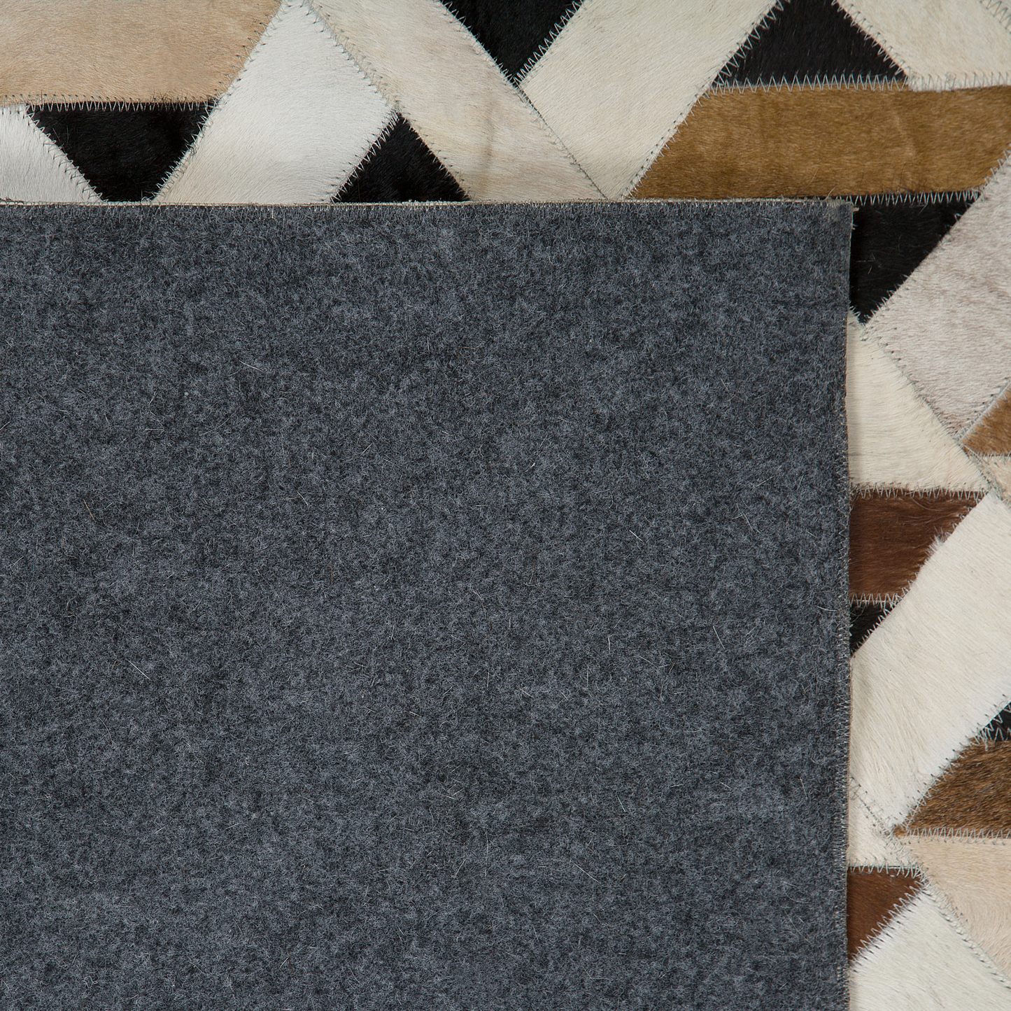 Teppich Leder braun / grau 140 x 200 cm Patchwork Kurzflor TUGLU