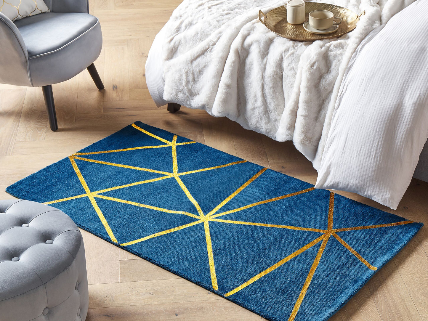 Teppich marineblau / gold 80 x 150 cm geometrisches Muster Kurzflor HAVZA