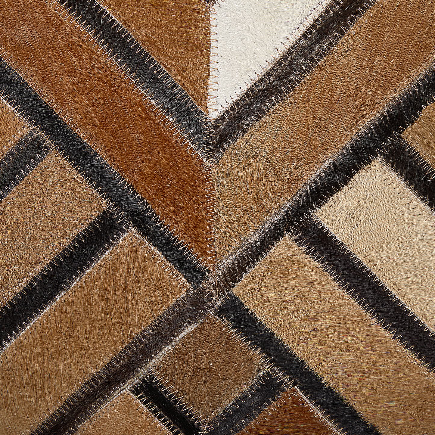 Teppich Kuhfell braun 160 x 230 cm geometrisches Muster Kurzflor TEKIR