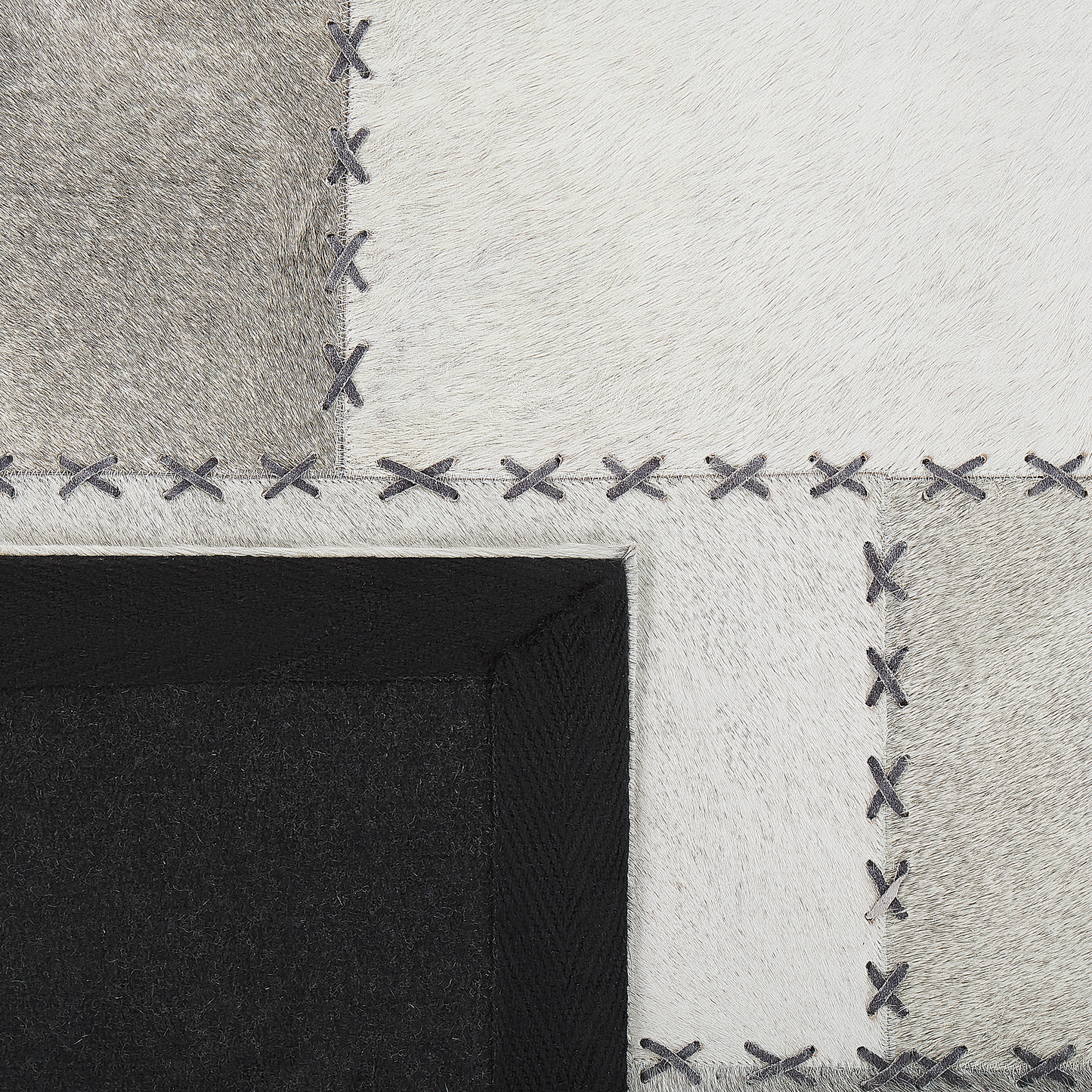 Teppich Kuhfell taupe 160 x 230 cm Patchwork Kurzflor PERVARI