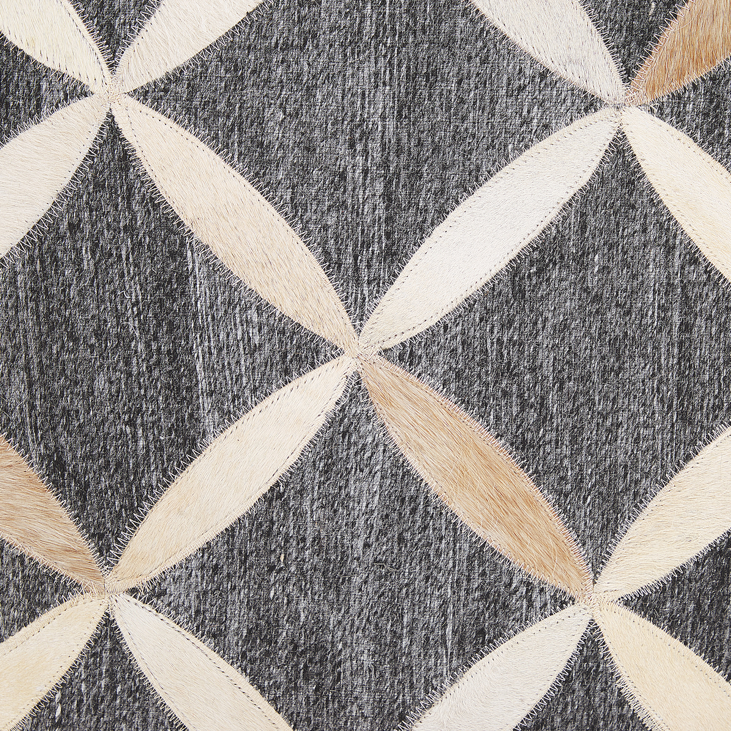 Teppich Kuhfell grau / beige 140 x 200 cm Patchwork Kurzflor GENC
