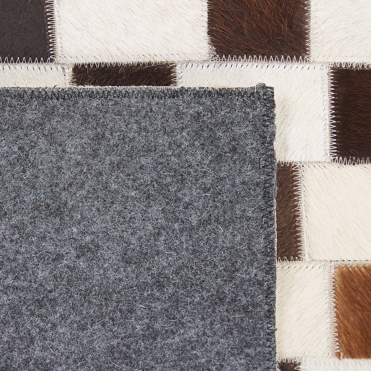 Teppich Kuhfell beige / braun 160 x 230 cm Patchwork Kurzflor KAYABEY
