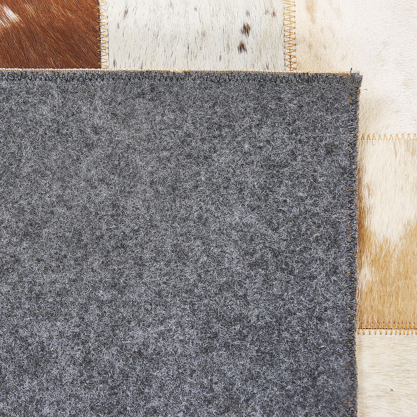 Teppich Kuhfell braun / weiss 160 x 230 cm Patchwork Kurzflor CAMILI