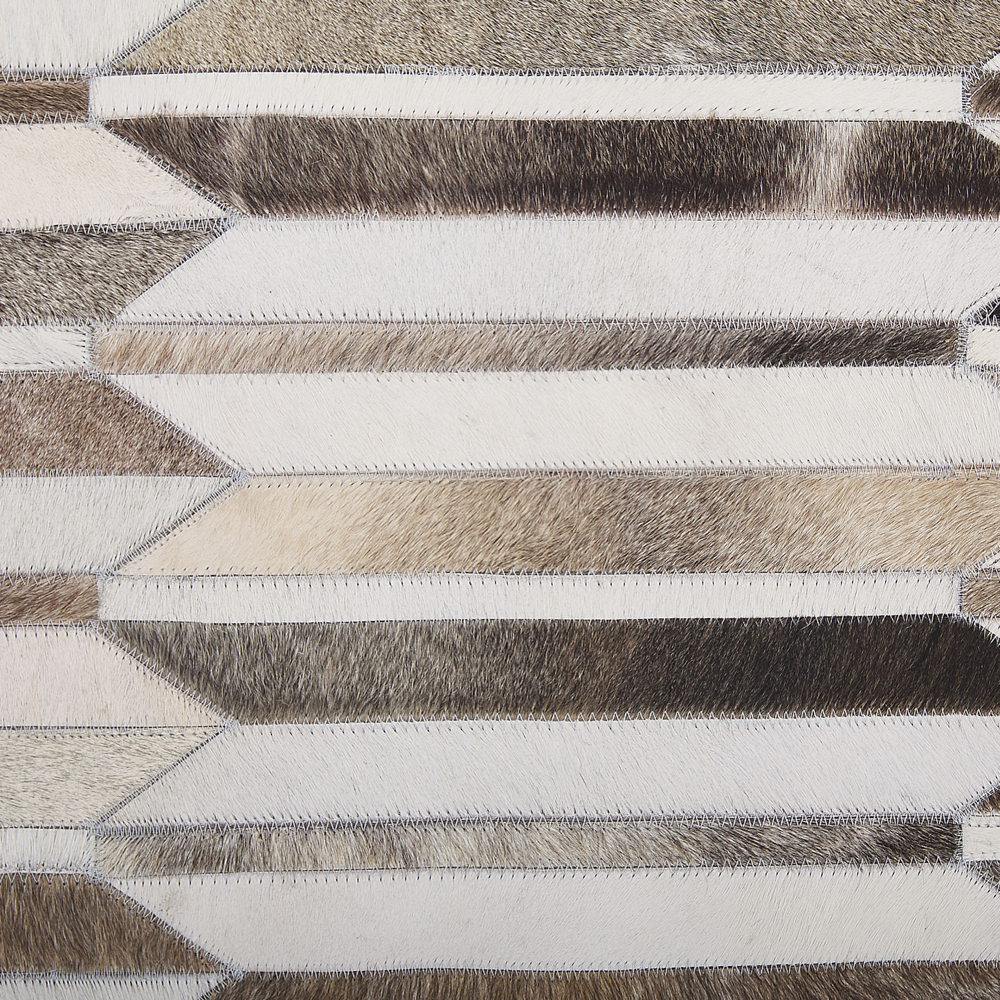 Teppich Kuhfell beige / braun 140 x 200 cm Patchwork Kurzflor KULALAR