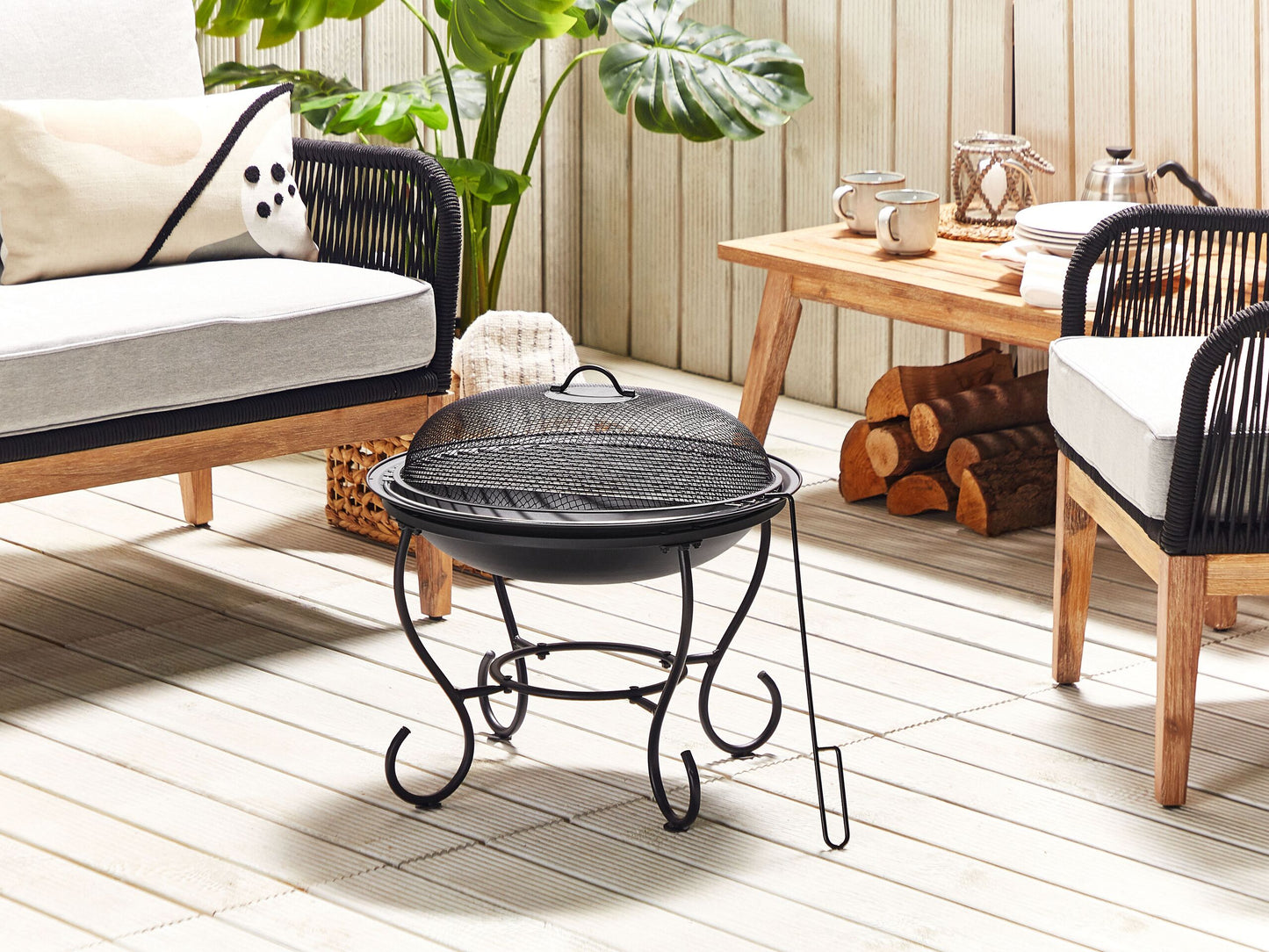 Grill-Feuerstelle NEGARA Metall Schwarz