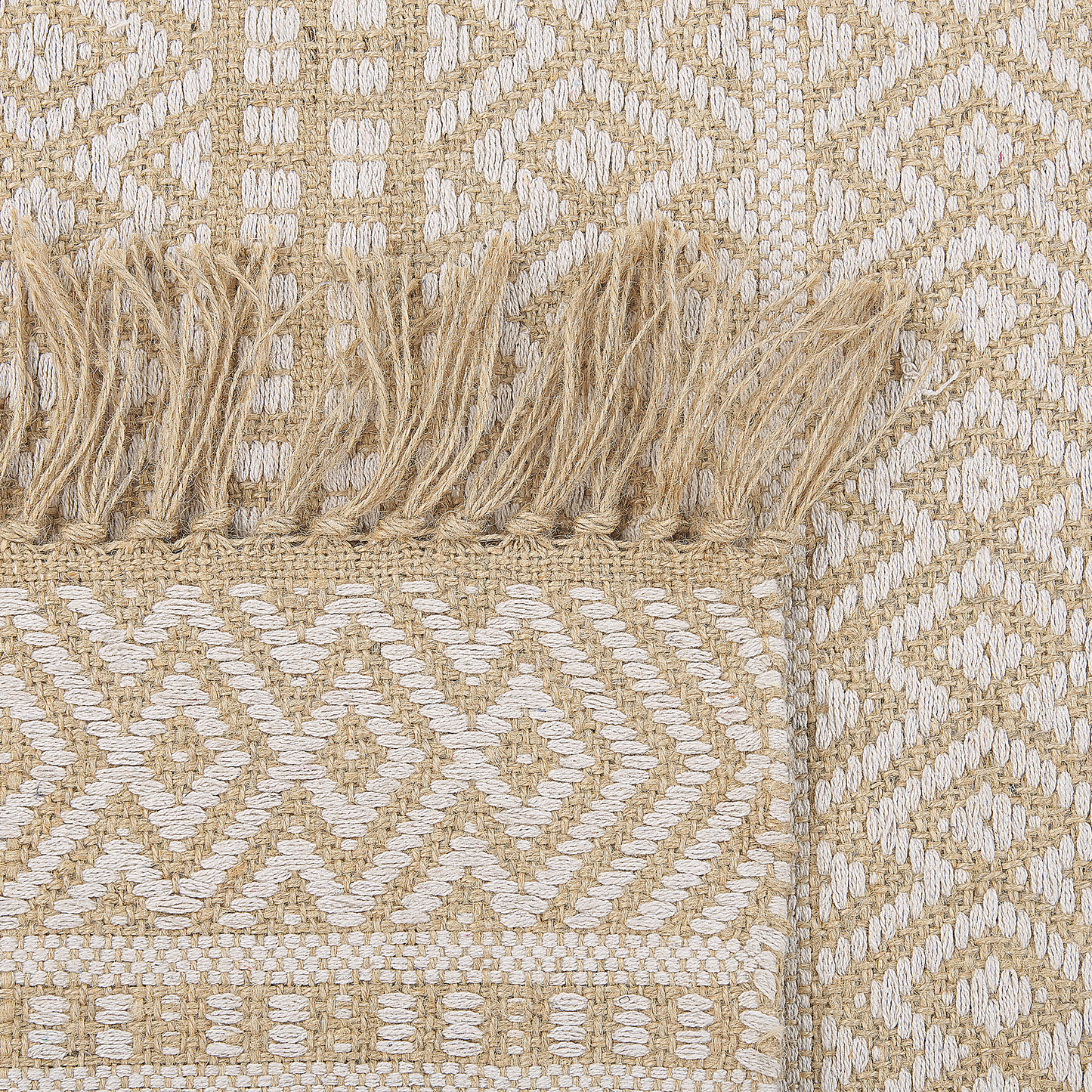 Teppich beige 140 x 200 cm geometrisches Muster Kurzflor zweiseitig DORTYOL