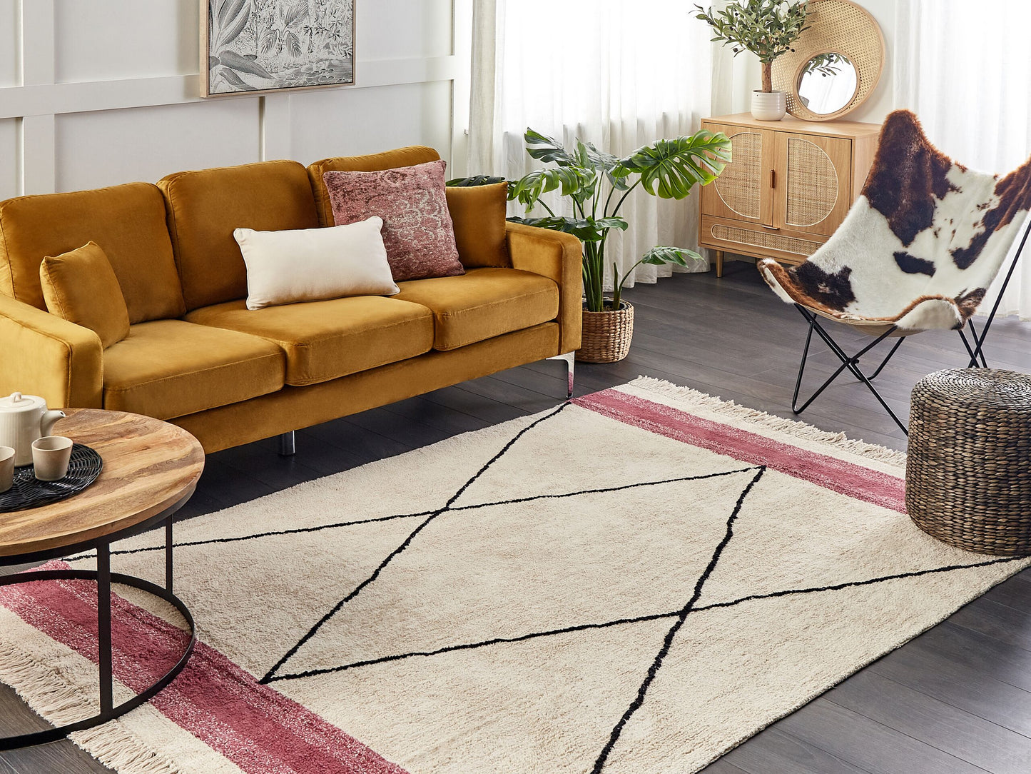 Teppich Baumwolle beige / rosa 160 x 230 cm geometrisches Muster Kurzflor AFSAR