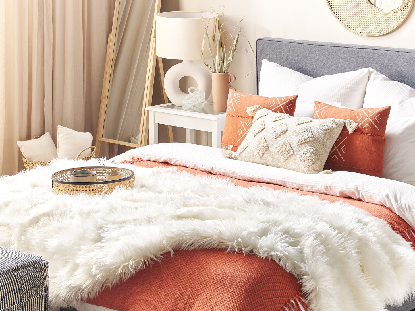 Tagesdecke DELICE Stoff 150 x 200 cm Weiss