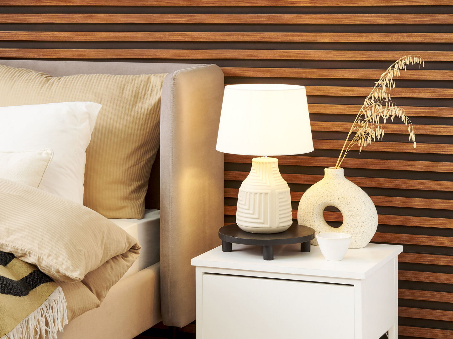 Tischlampe aus Keramik Beige OZAMA
