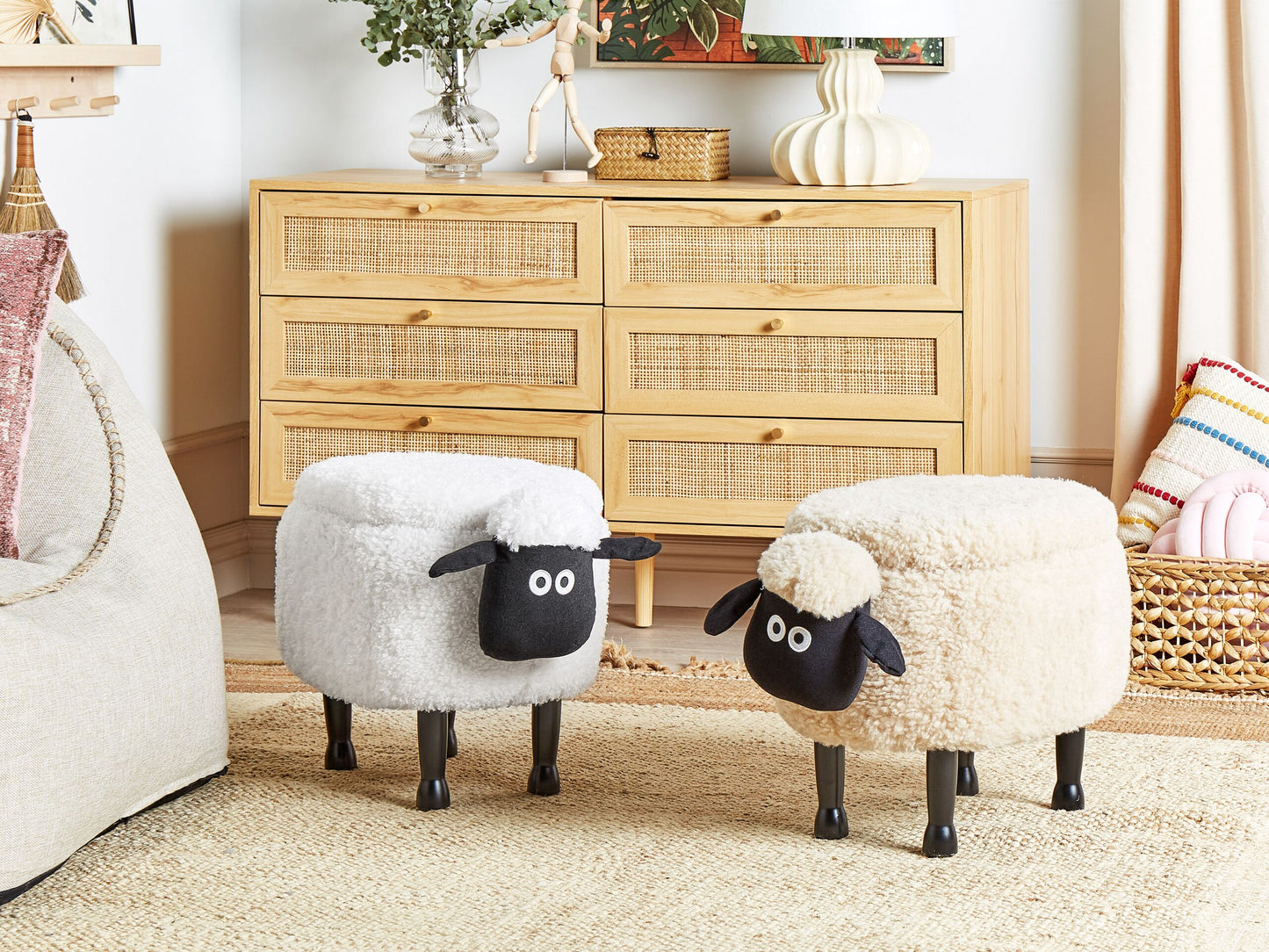 Tierhocker mit Stauraum Felloptik weiss Schafform SHEEP