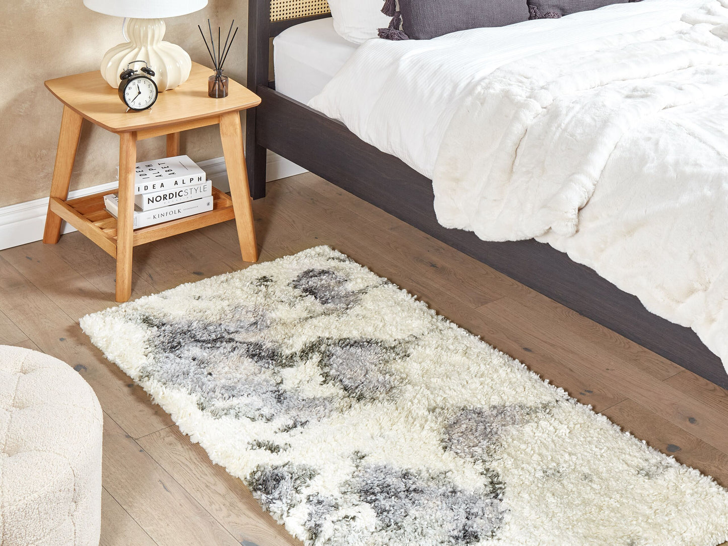 Teppich weiss / grau geometrisches Muster 80 x 150 cm Shaggy SEVAN