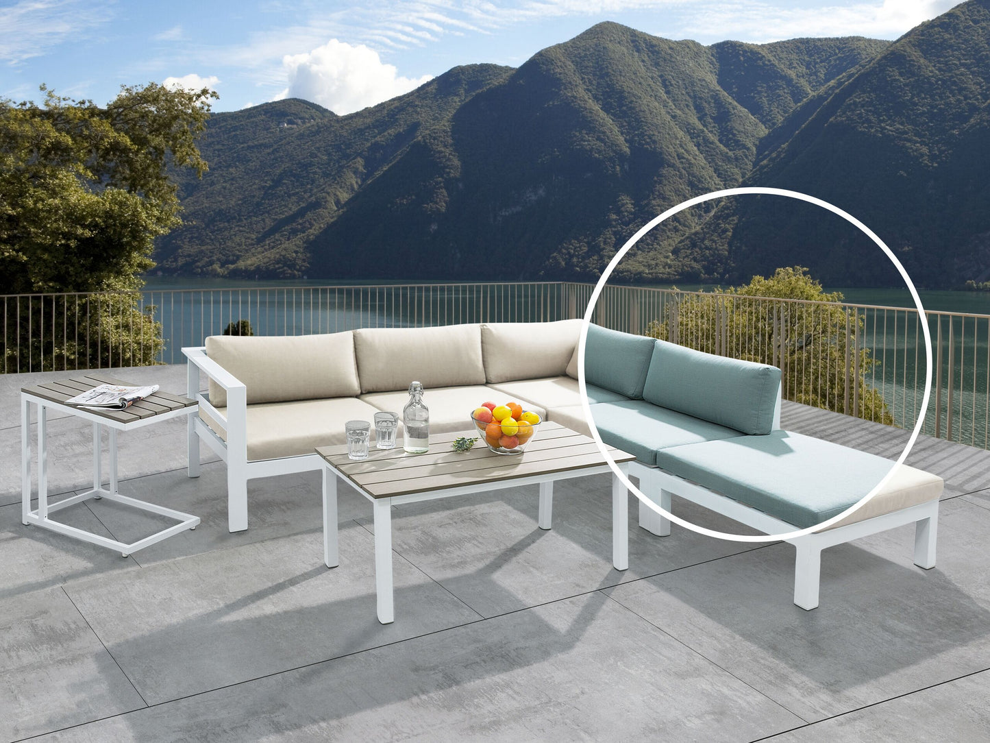Lounge Set Kunstholz weiss 5-Sitzer Auflagen beige mit zusätzlichen Bezügen mintgrün MESSINA