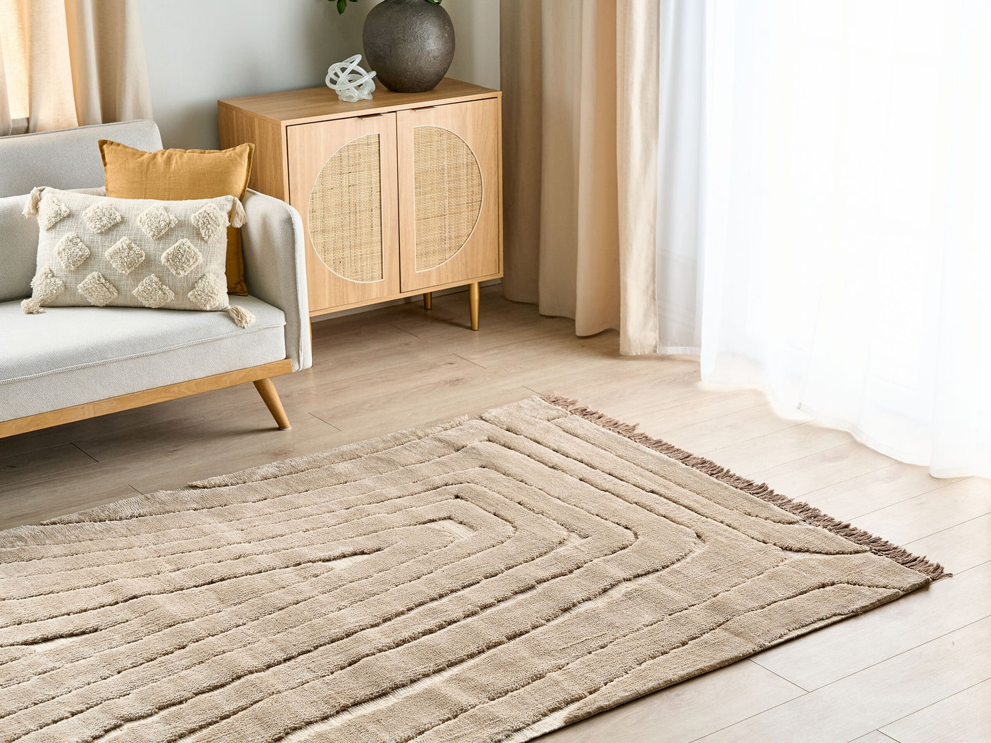 Teppich beige 160 x 230 cm mit Fransen Kurzflor SAZOO